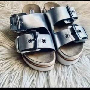 Steve Madden Silver Slide Buckle Flatform Sandals